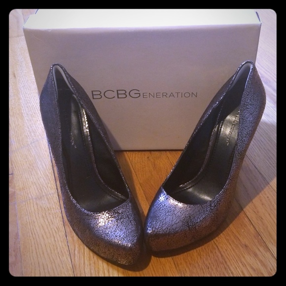 bcbgeneration parade platform pumps
